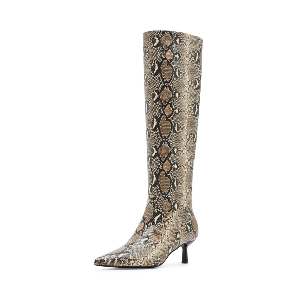 Steve Madden girl dice  Snake skin  Print Knee-High Boots low heel Carrie